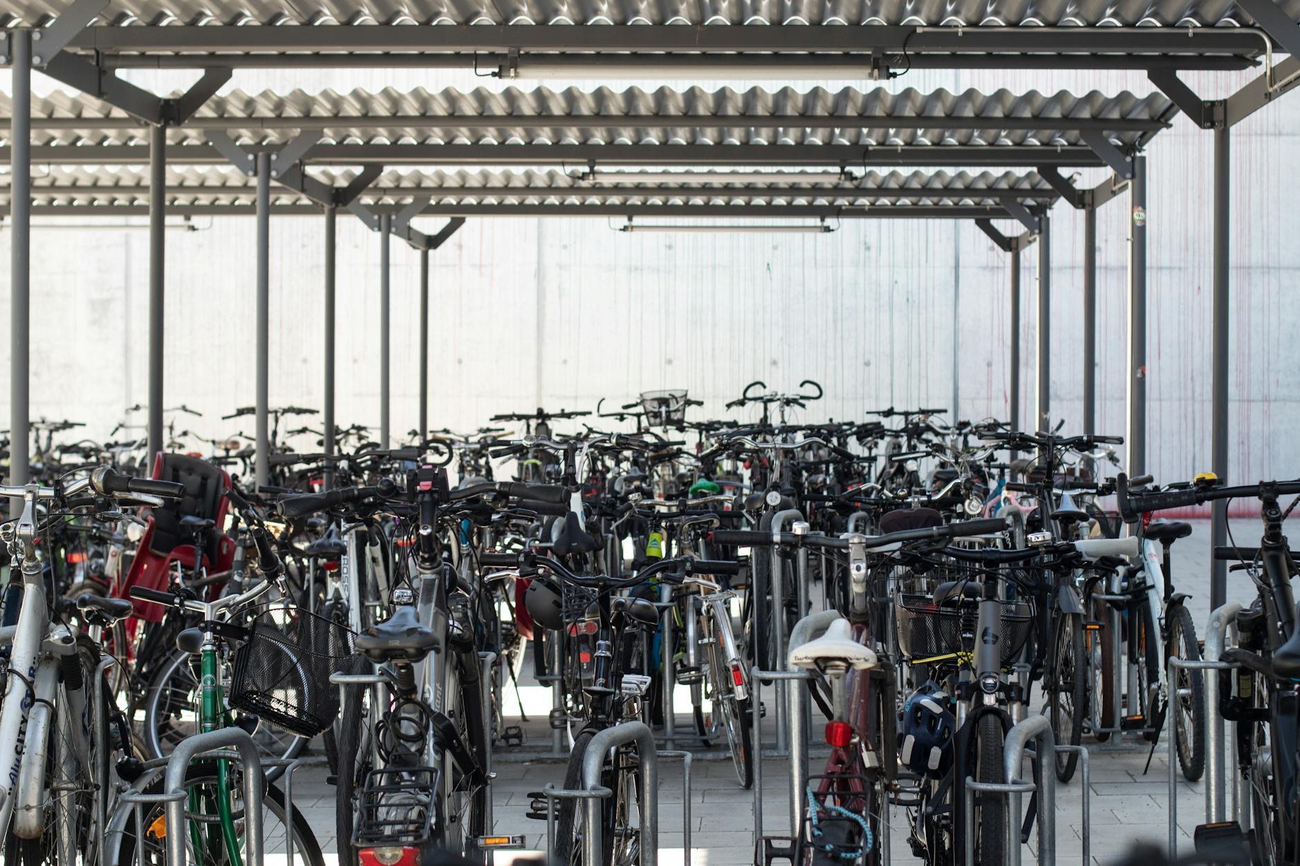 Milliardenauftrag für start-ups: Wer baut eigentlich Deutschlands Kampfdrohnen?